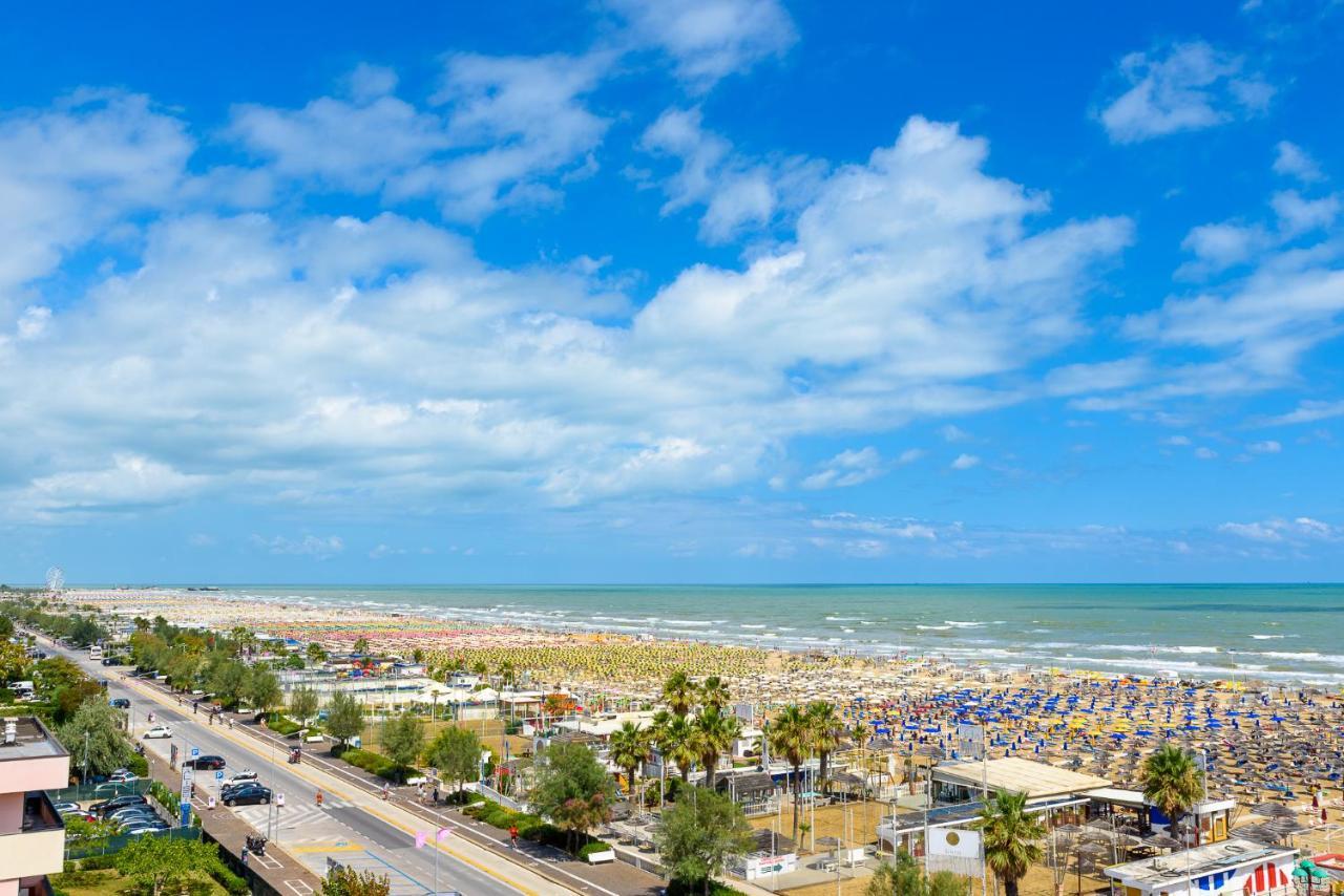 Camera Tripla Standard con Vista Mare