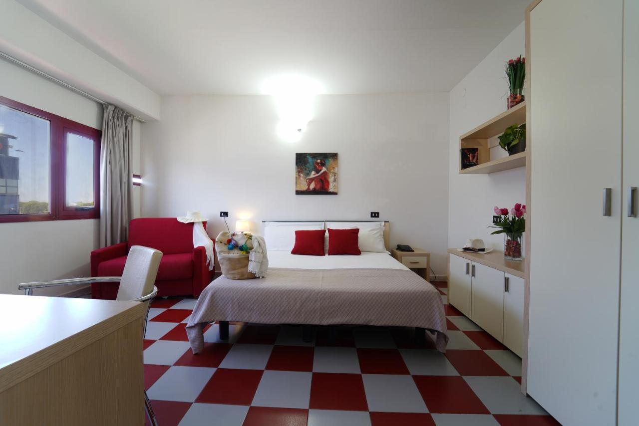 Triple Room,1113275910:JPEG
