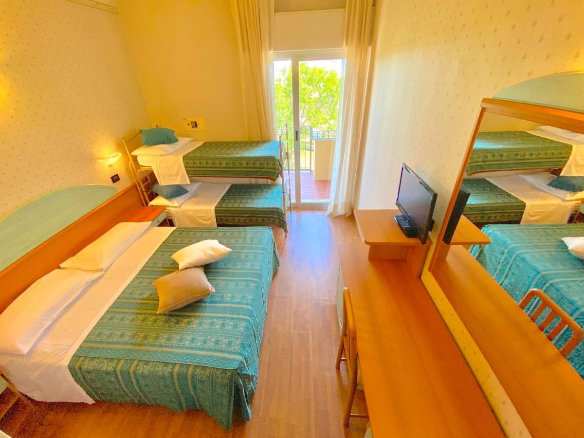 Classic Quadruple Room,1770942302:JPEG