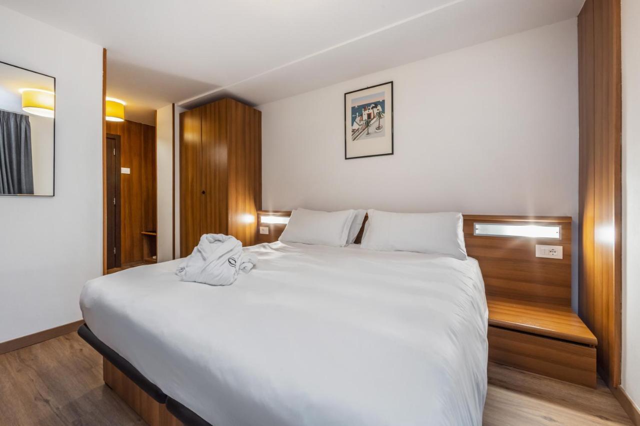 Double or Twin Room,1174469901:JPEG