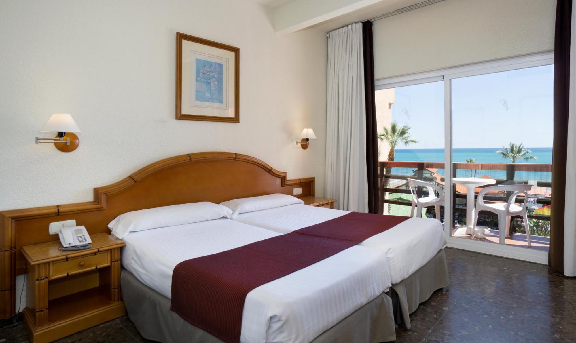 Habitación Doble - 1 o 2 camas y vistas frontales al mar