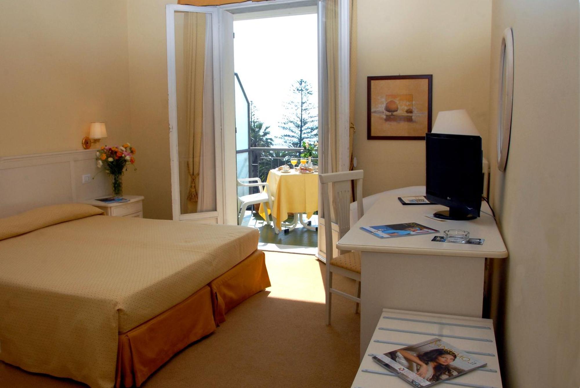 Double Room Balcony,1209439822:JPEG