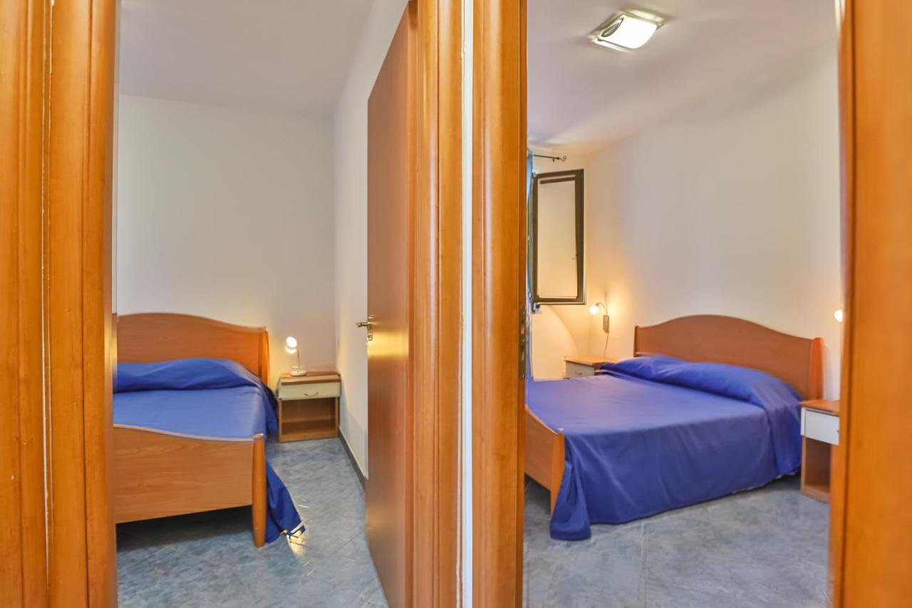 Two-Bedroom Apartment,1261974475:JPEG