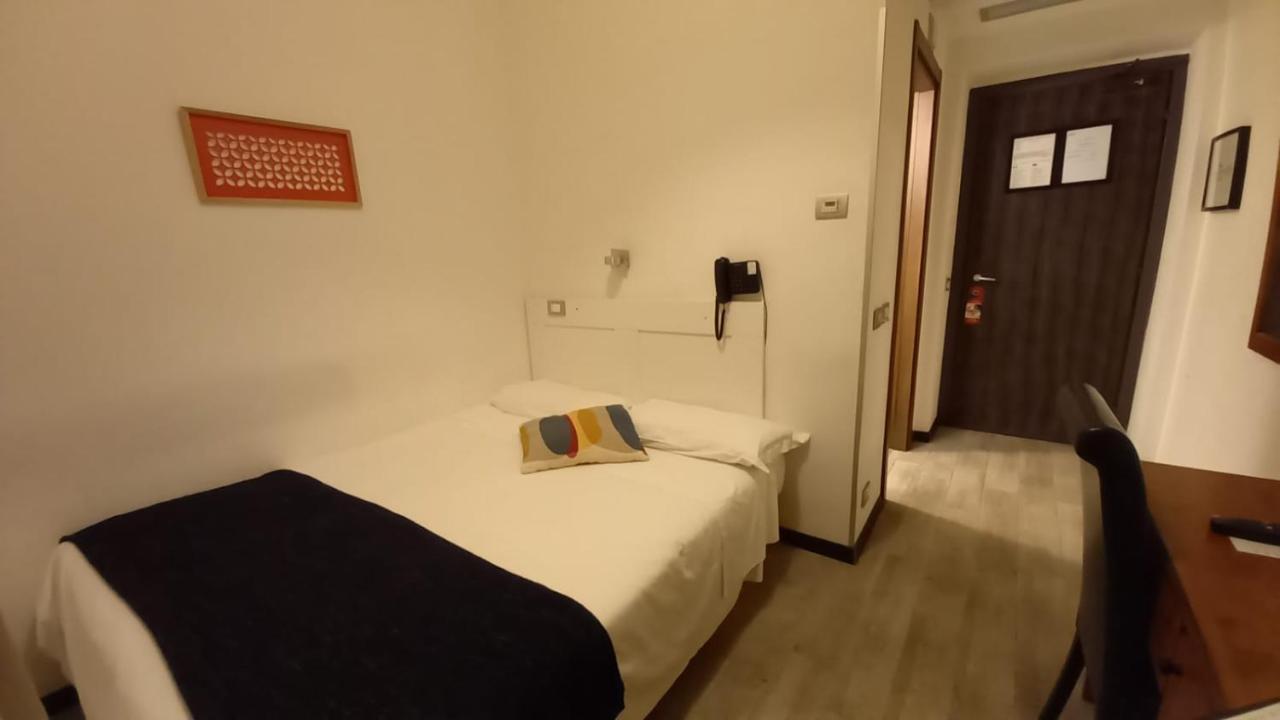 Economy Double Room,1498836415:JPEG