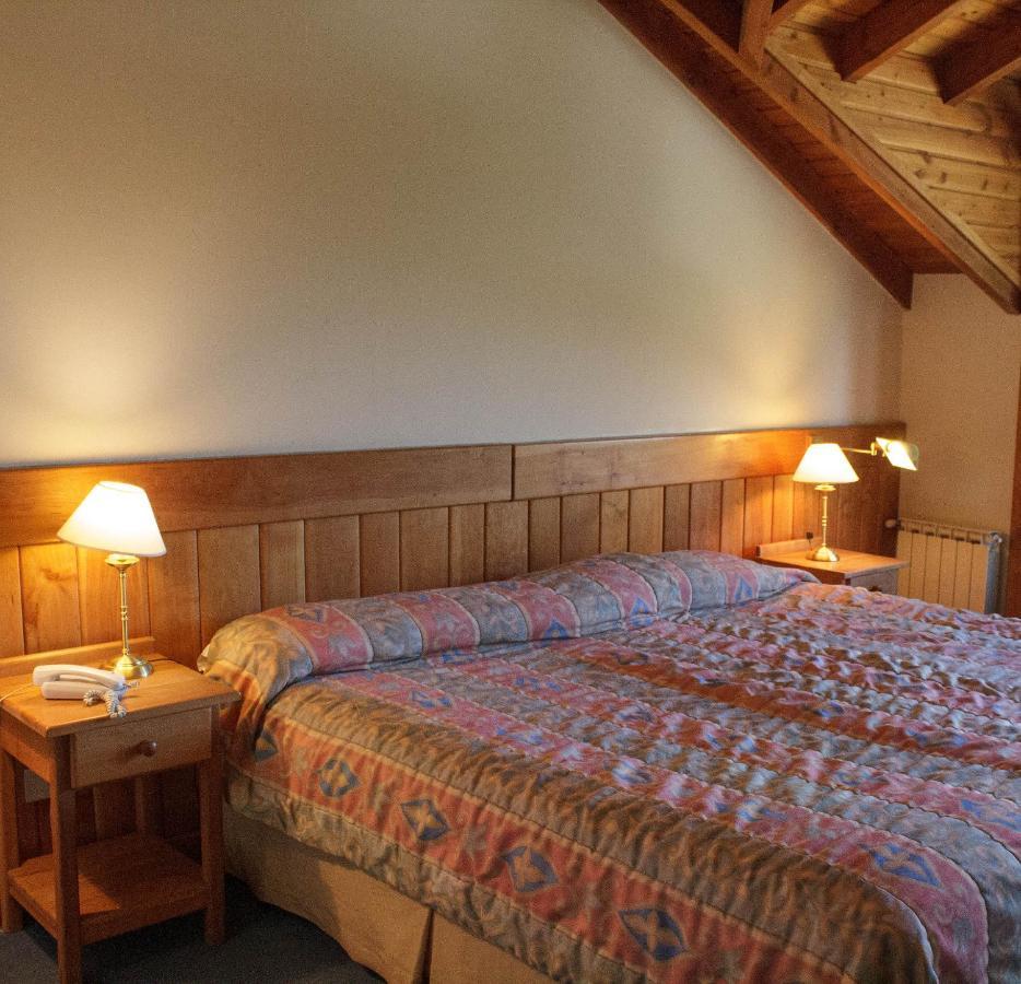 Double or Twin Room,1349379601:JPEG