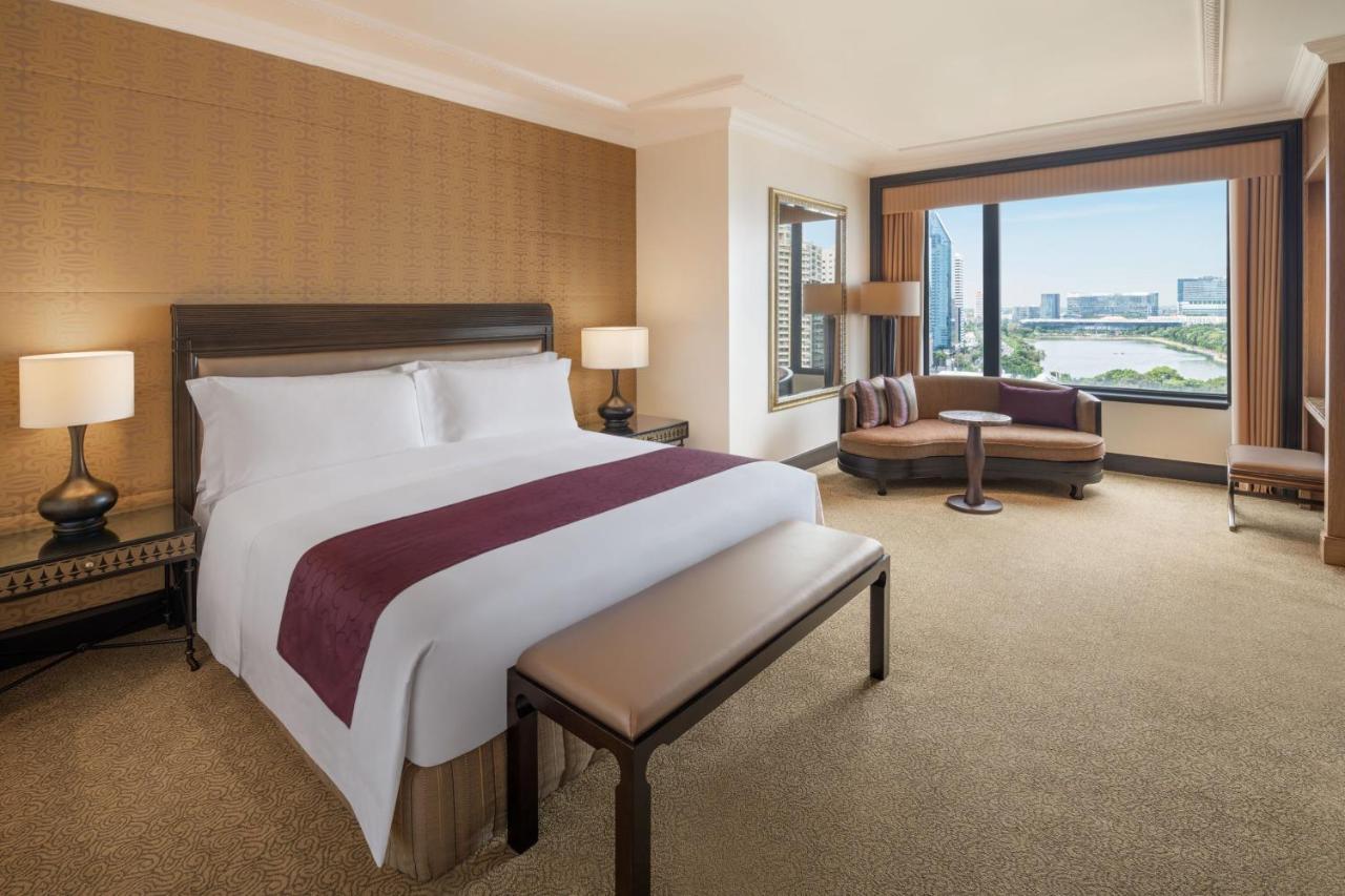 Luxury Suite King Bed,1629399170:JPEG