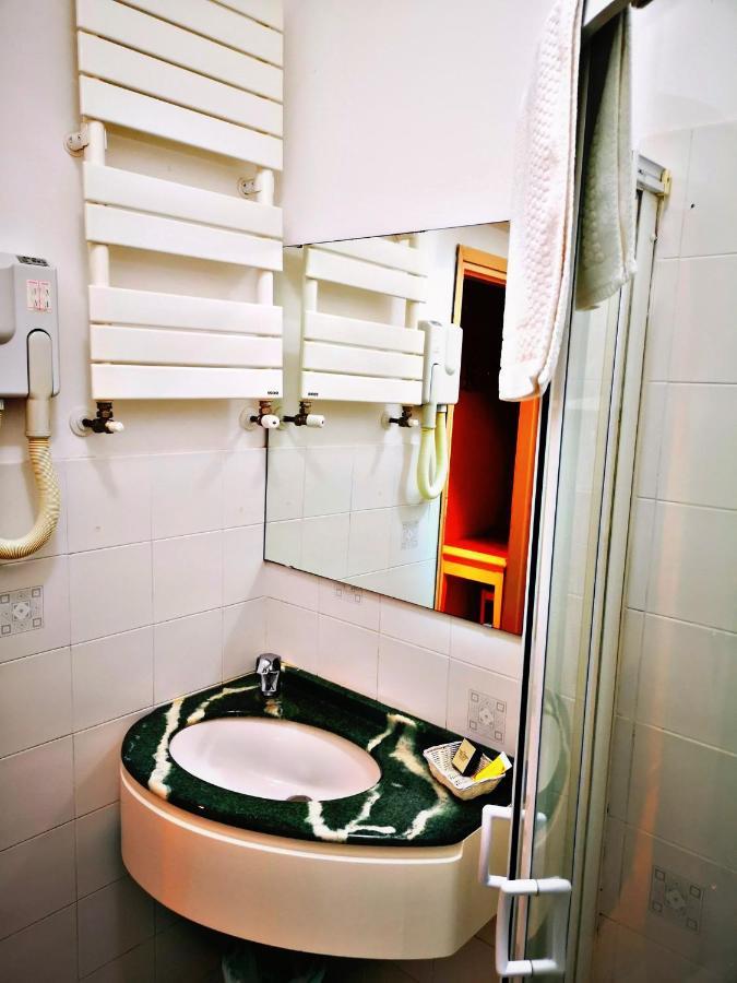 Single Room,1499489167:JPEG