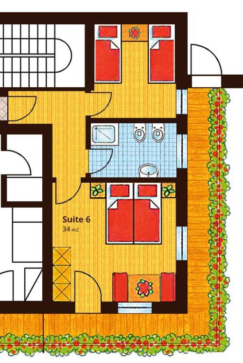 Deluxe Triple Room,1351354723:JPEG