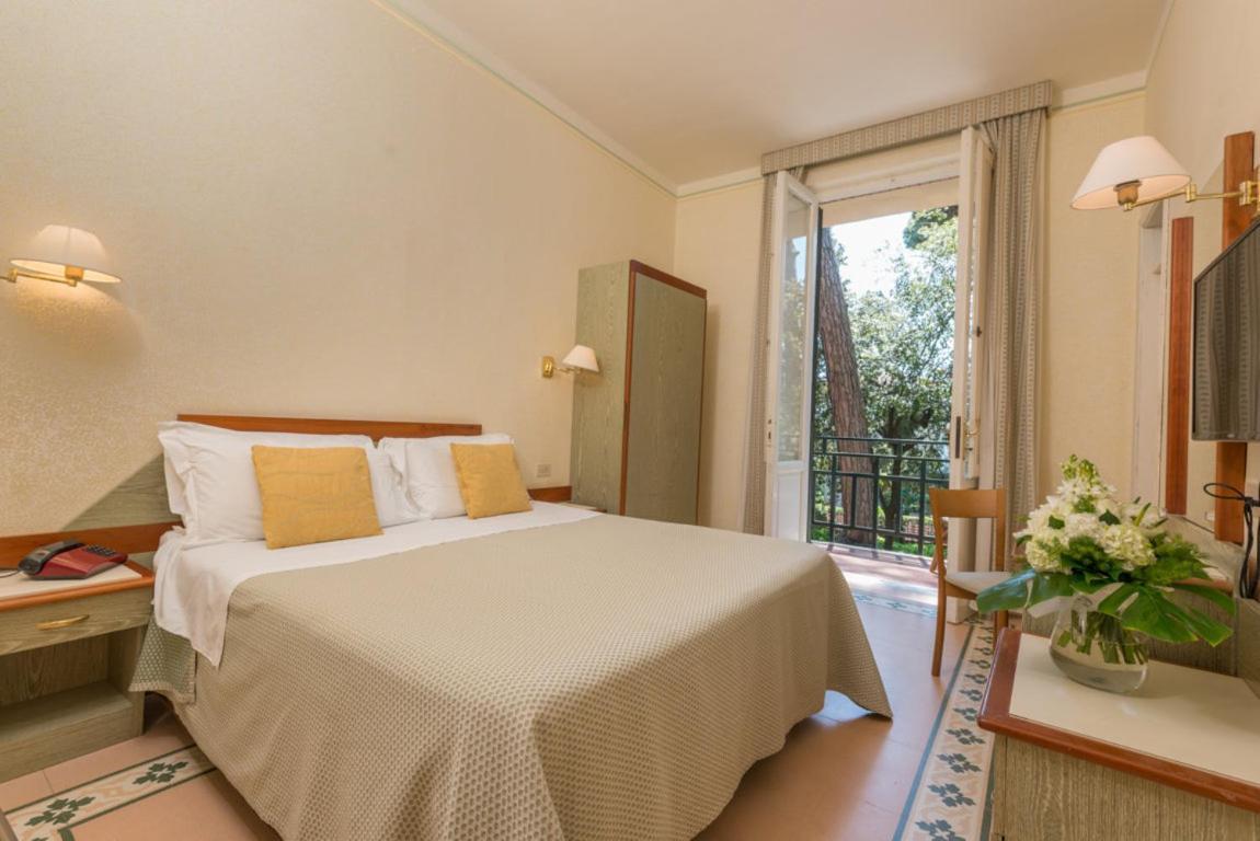 Standard Double Room,1611067906:JPEG