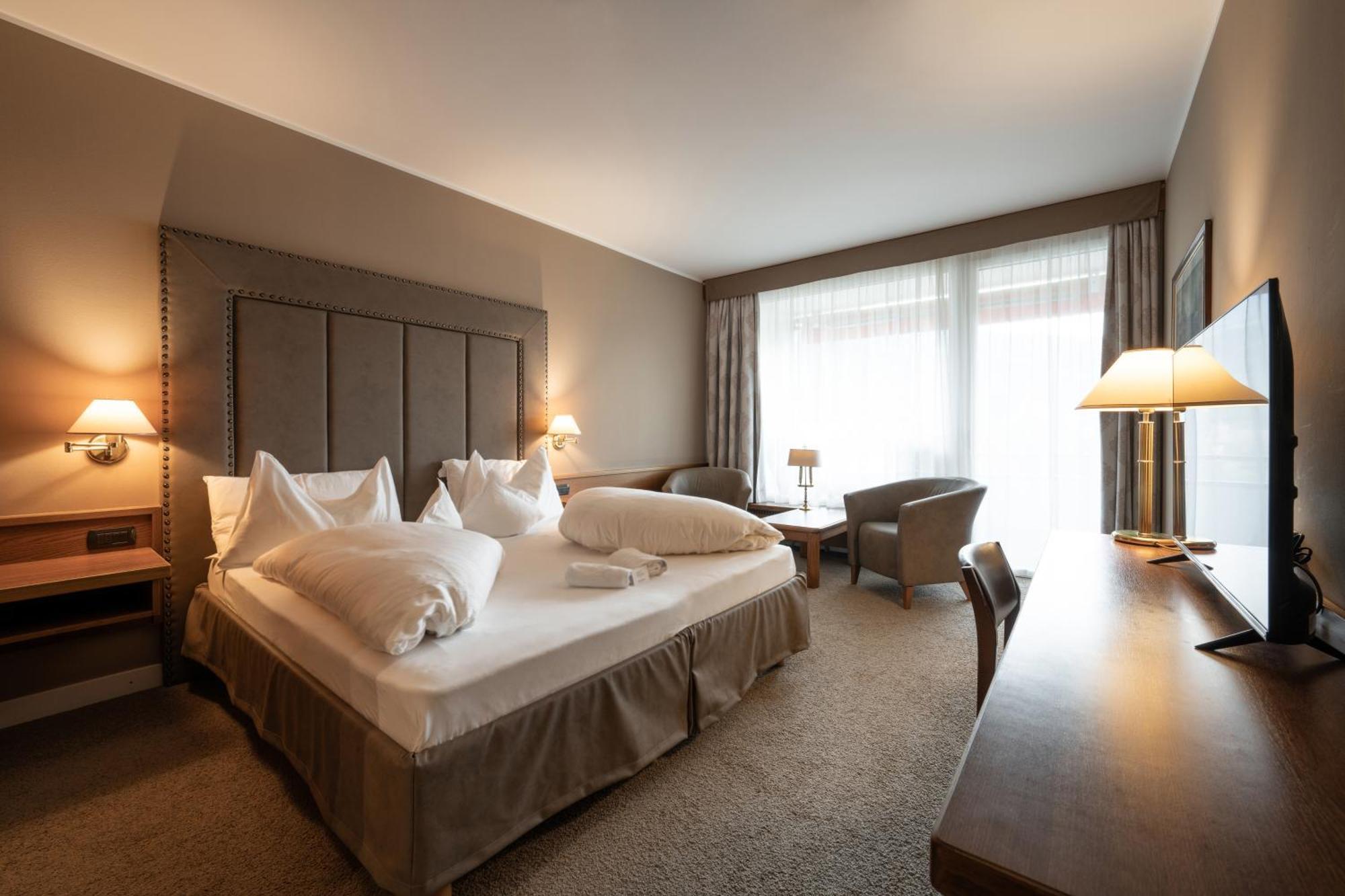Large Double or Twin Room,1619763021:JPEG