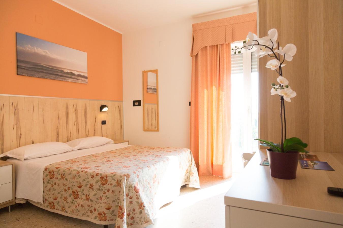 Double Room,1621435961:JPEG