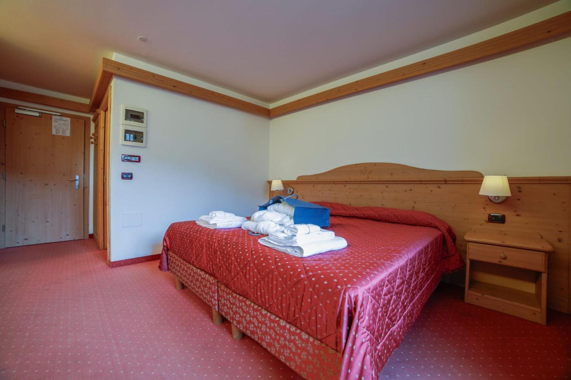 Double or Twin Room Spa Access,1628650559:JPEG