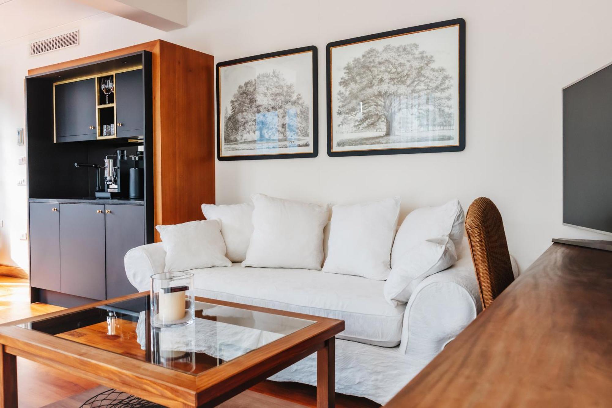 Two-Bedroom Suite Annex,1629837709:JPEG