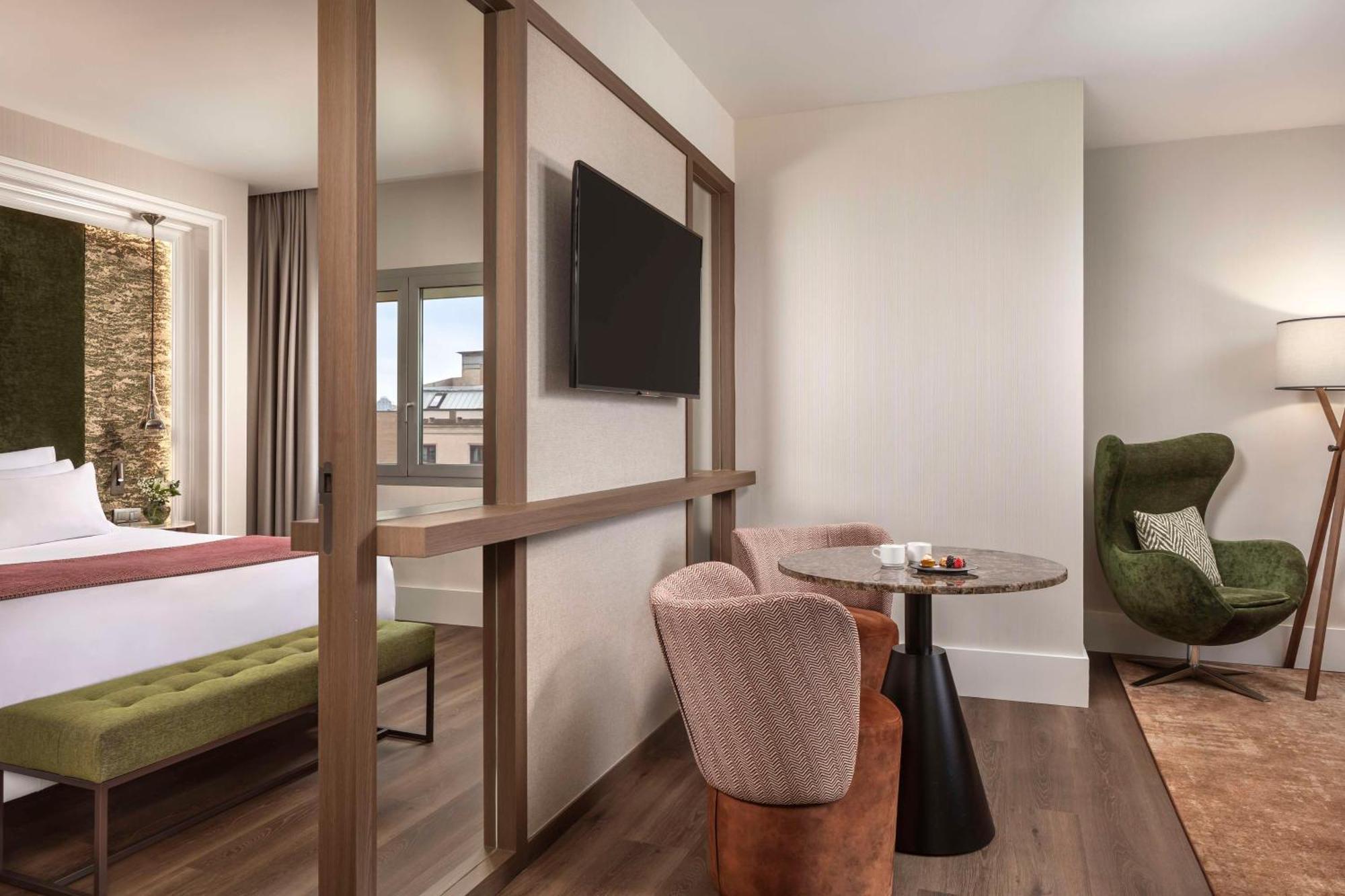 Suite Extra Bed,1641719235:JPEG