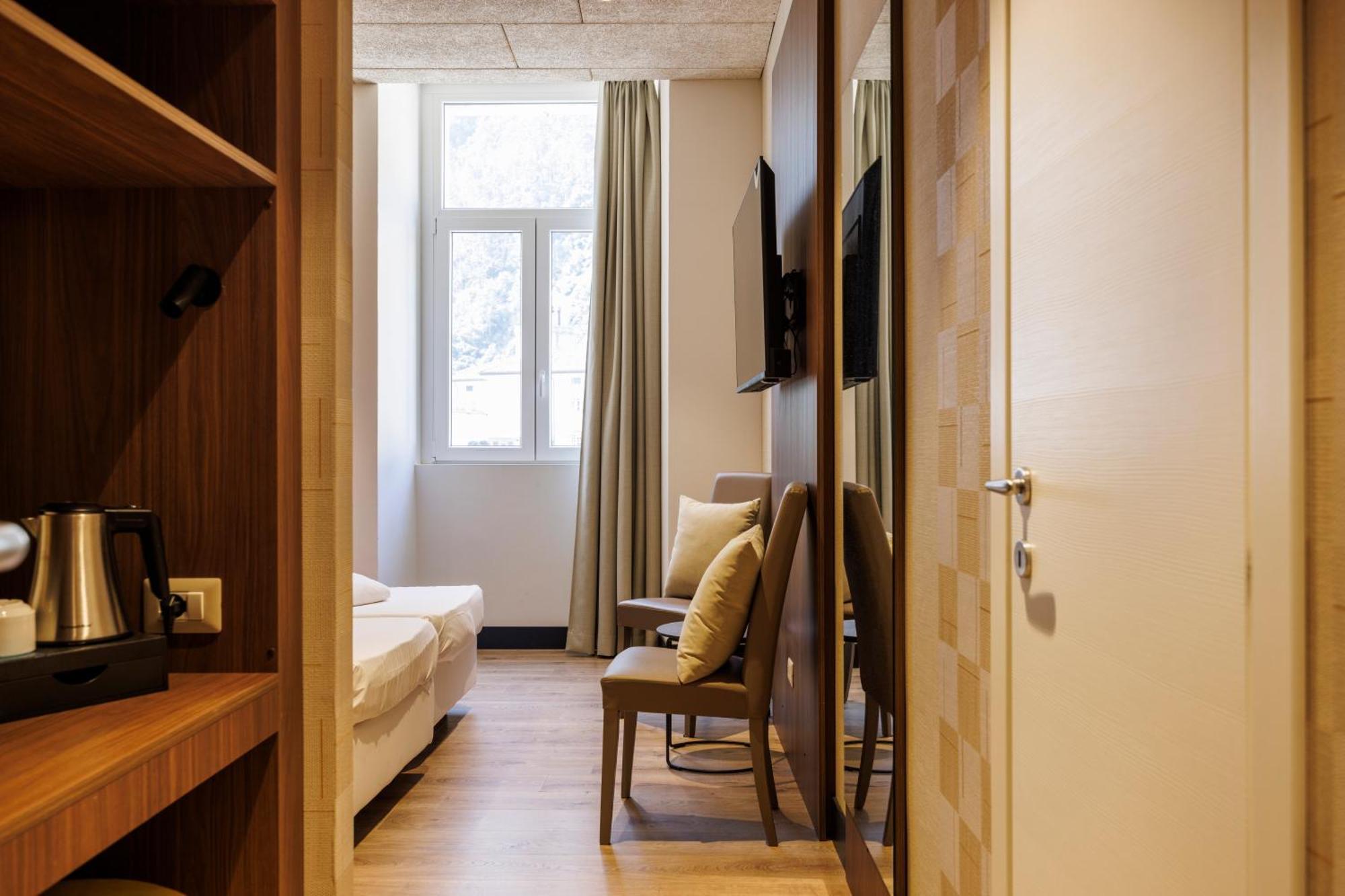 Double Room,1651735358:JPEG