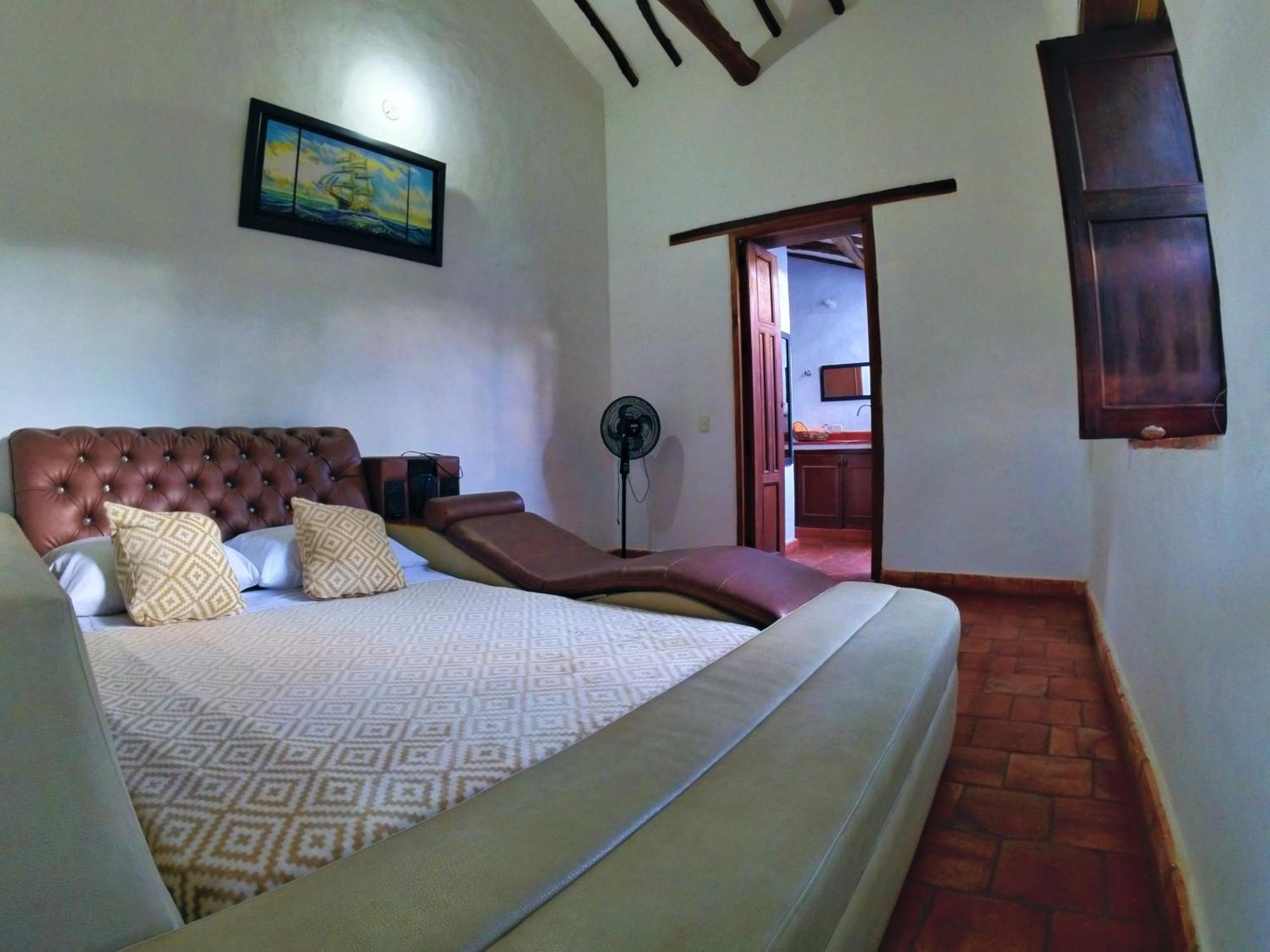 Habitación Doble con baño privado