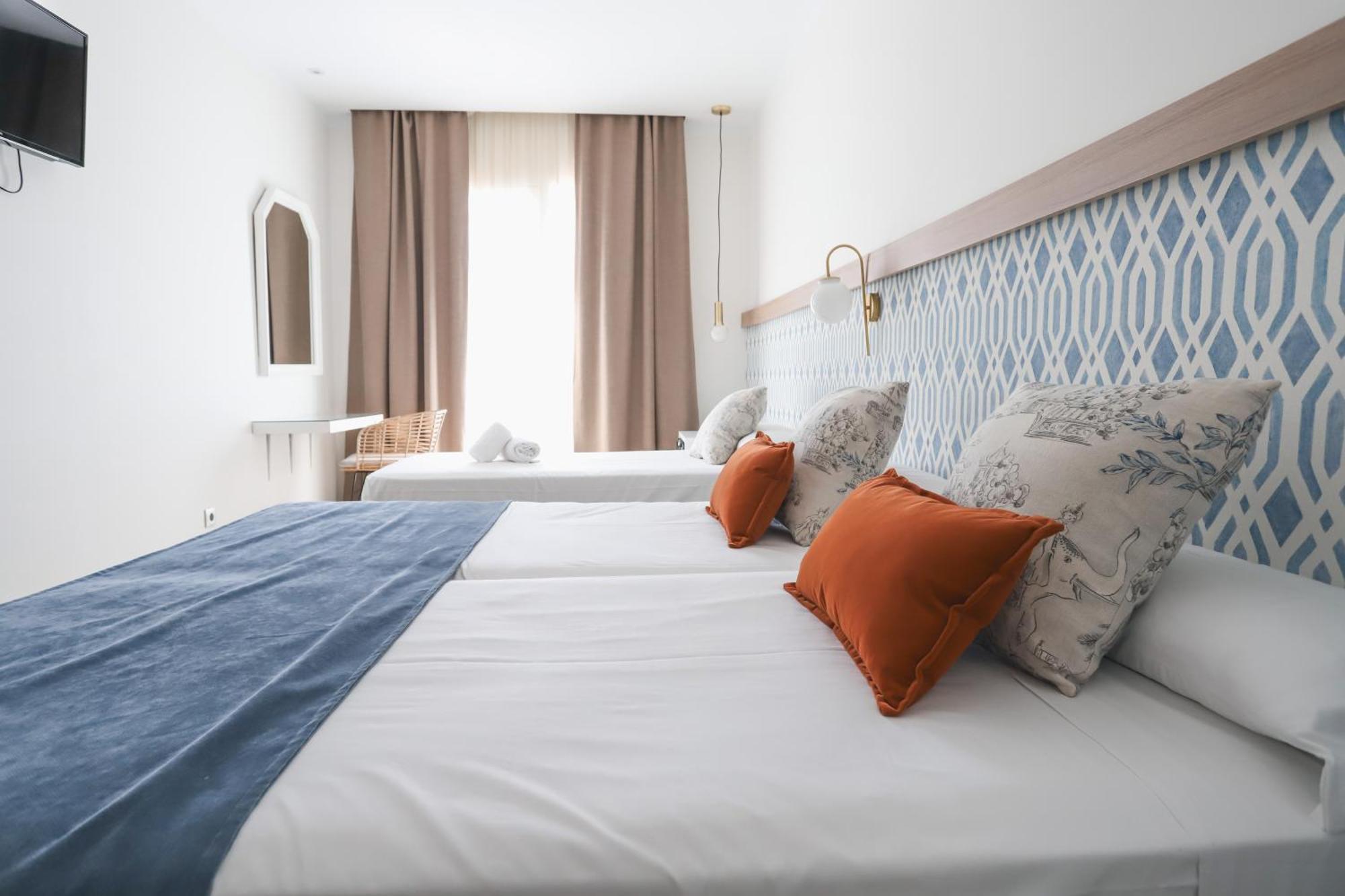 Suite Junior con terraza y aparcamiento