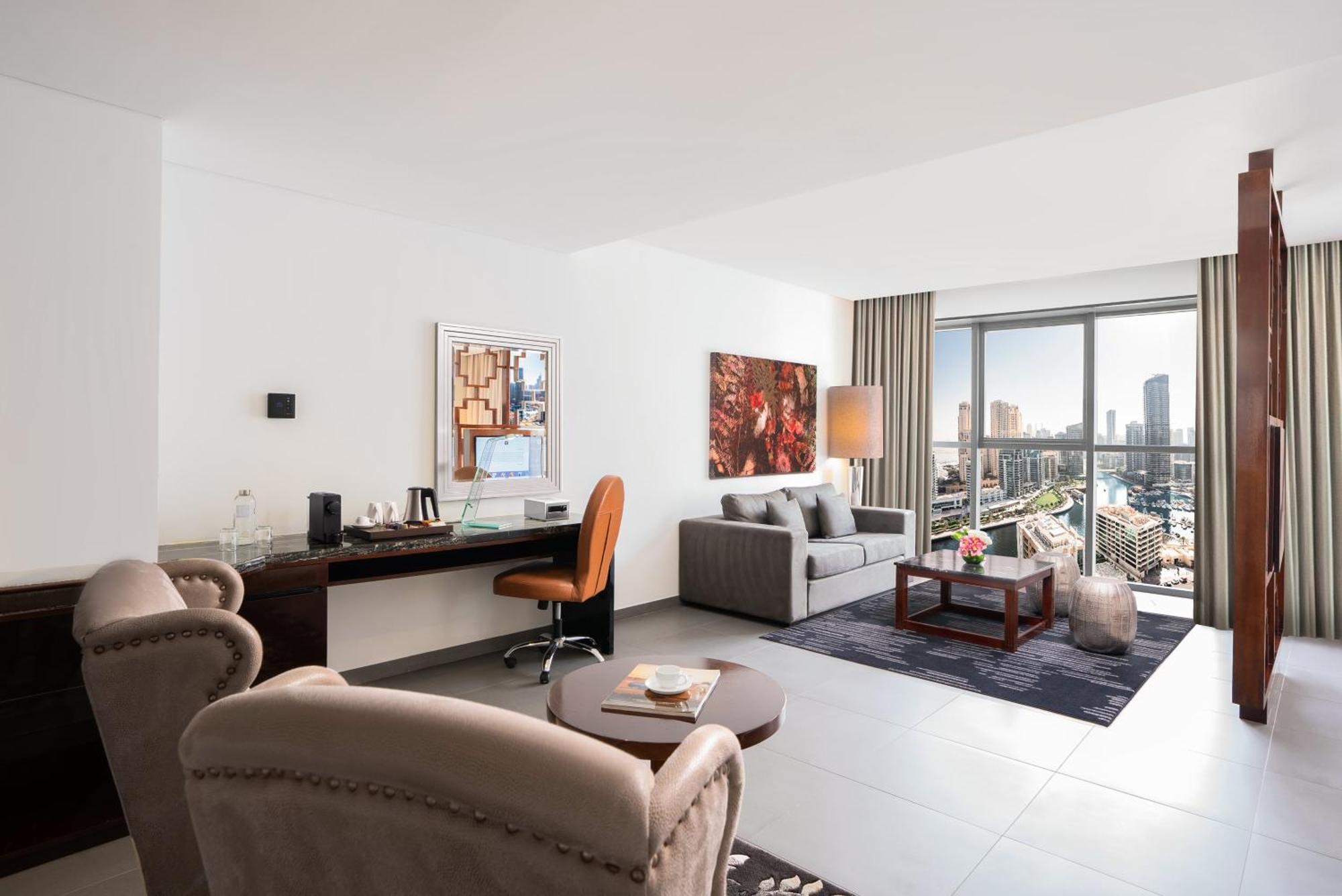 Suite Grand con Balcone, Vista sulla Marina e Accesso al Beach Club e Ristoranti Soluna