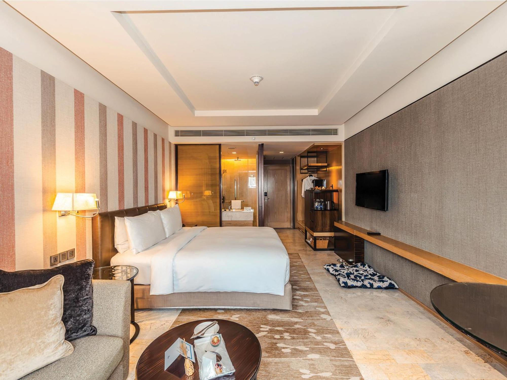 Superior King Room,1769822407:JPEG