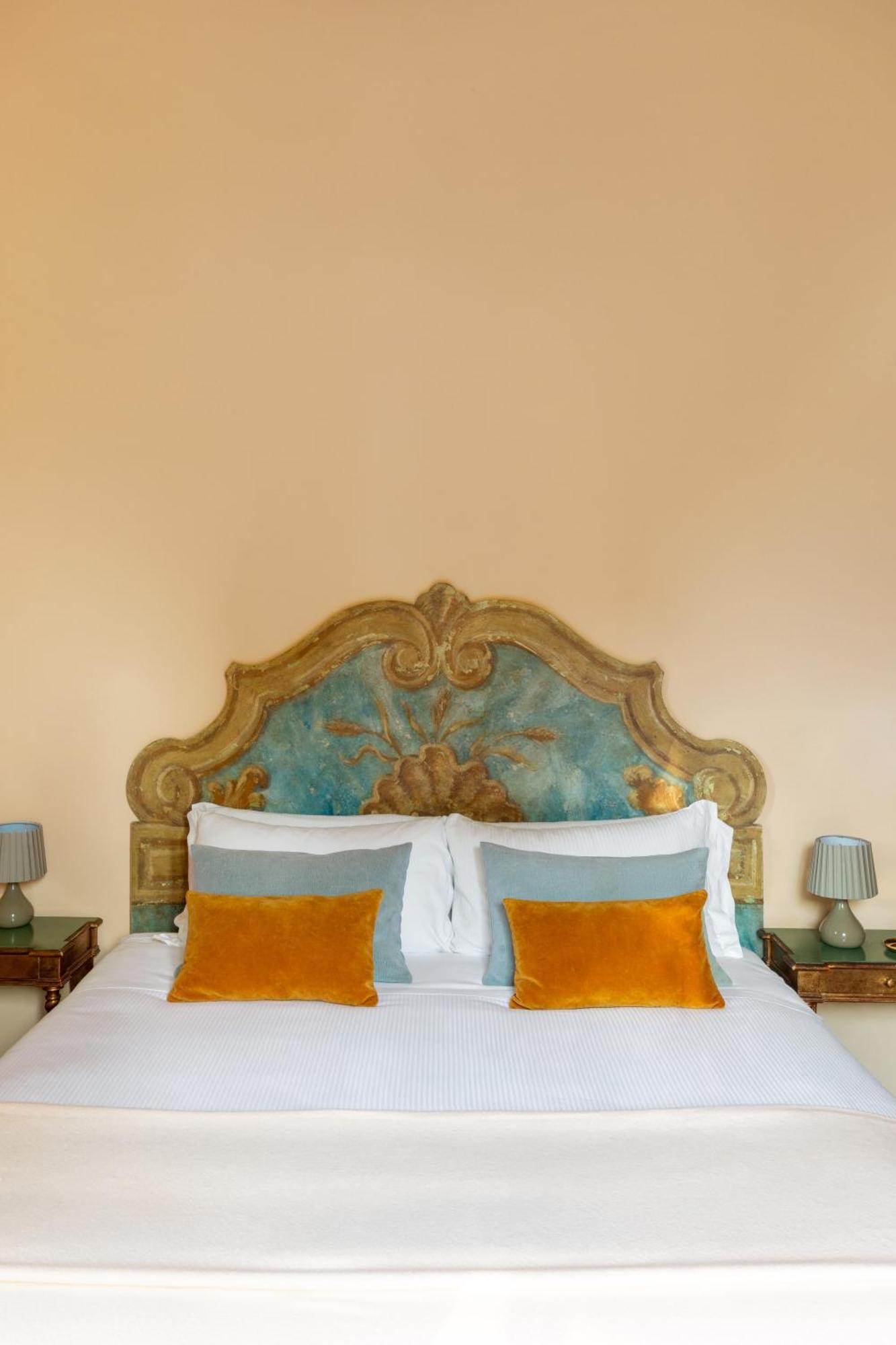 Superior Double or Twin Room,1770843157:JPEG