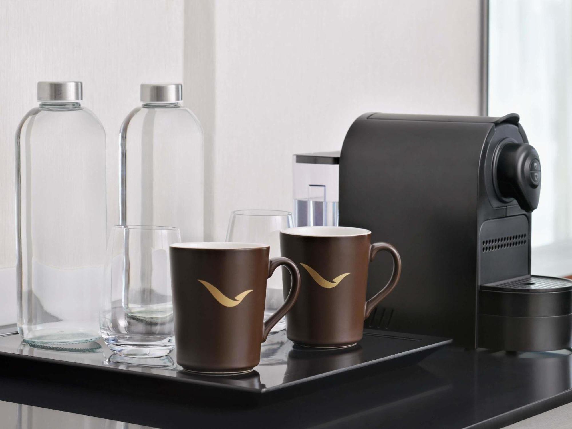 Camera Deluxe Doppia con Letti Singoli