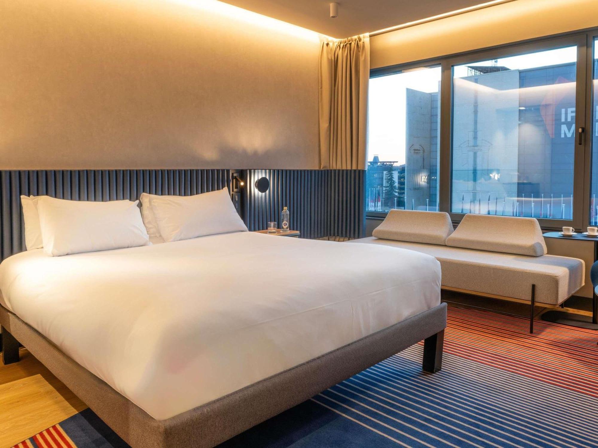 Habitación Executive con 1 cama extragrande en el edificio Deluxe