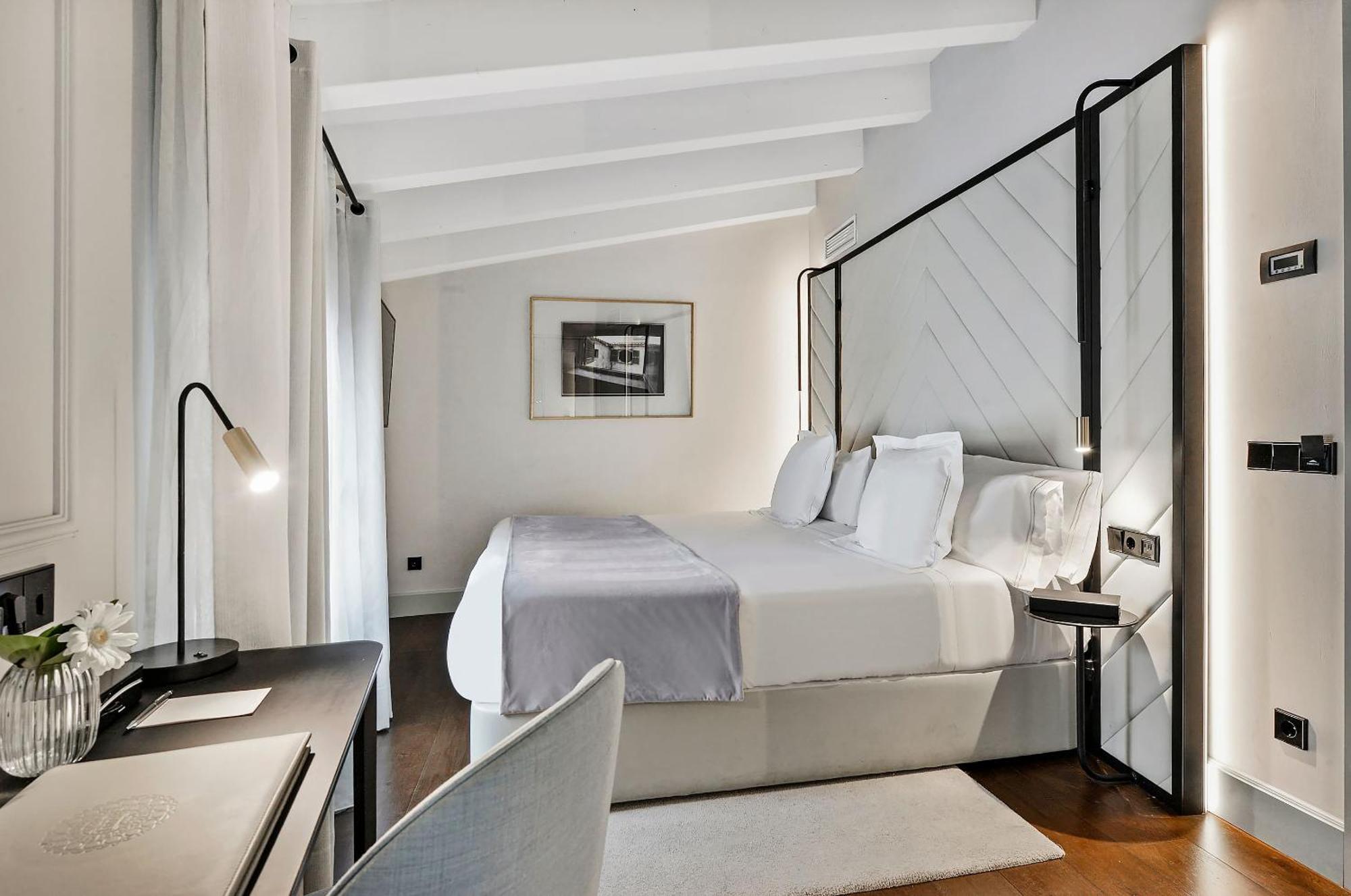 Style Room with Terrace