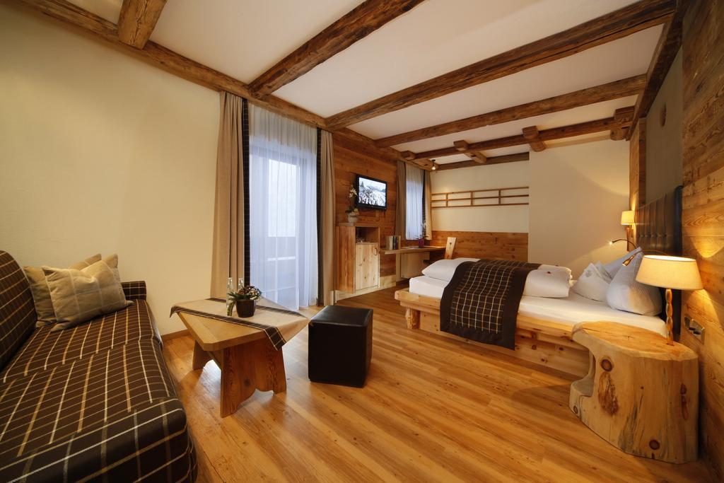 Double Room Mountain View
