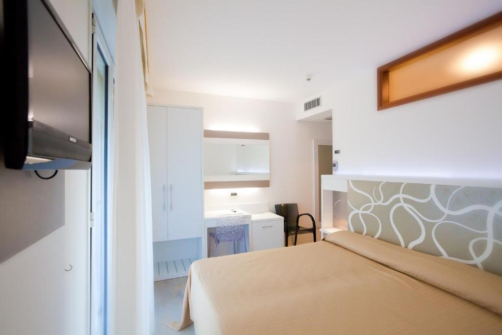Double or Twin Room Sea View,23541684:JPEG