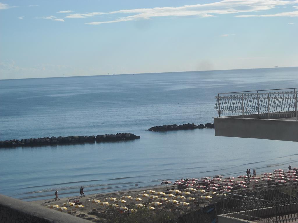 Studio Apartment Sea View,399739398:JPEG