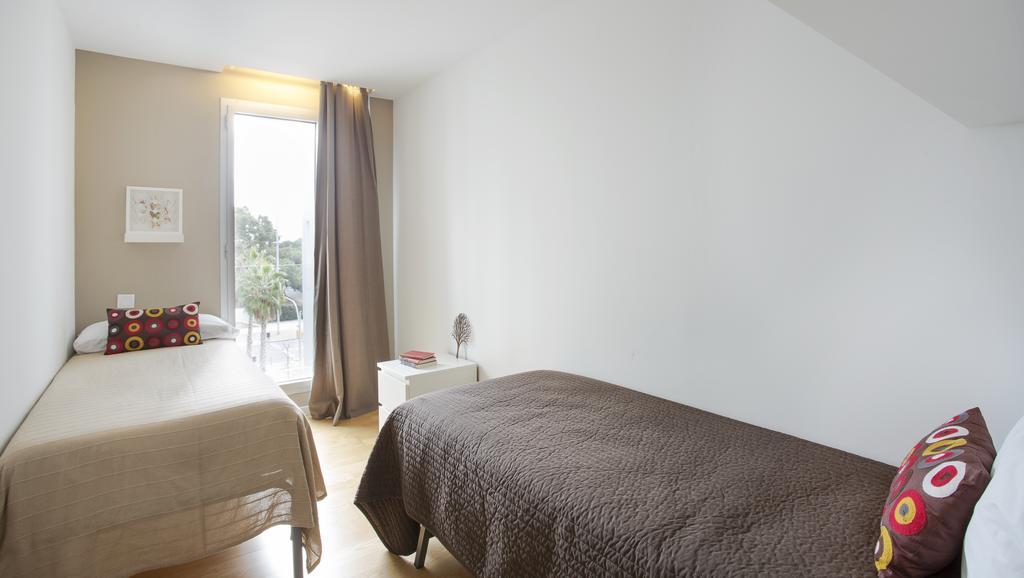 Three-Bedroom Apartment,393364284:JPEG