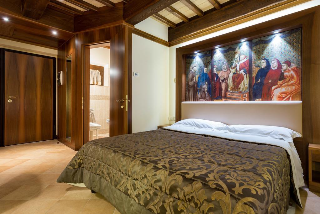 Superior Double Room,1209354004:JPEG