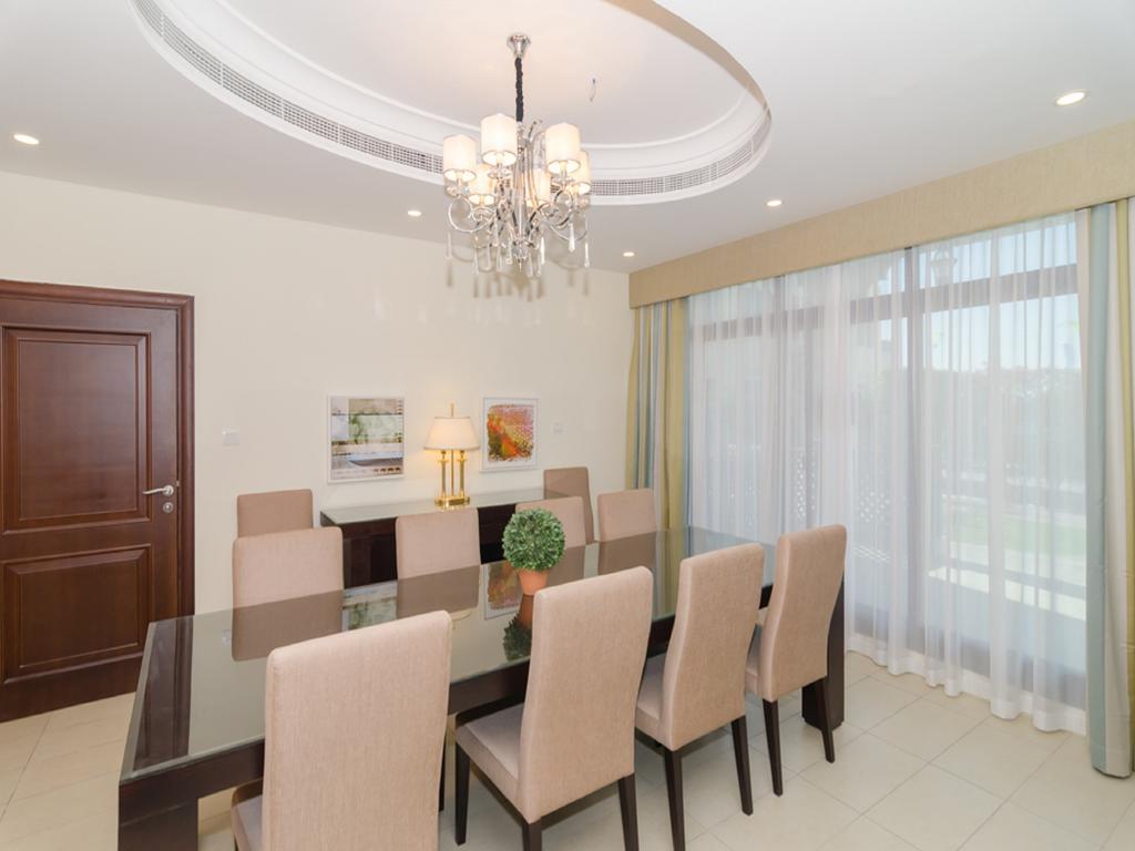 Seashell Paradise Five Bedroom Suite, 20% off on F&B, Heart of Kite Beach
