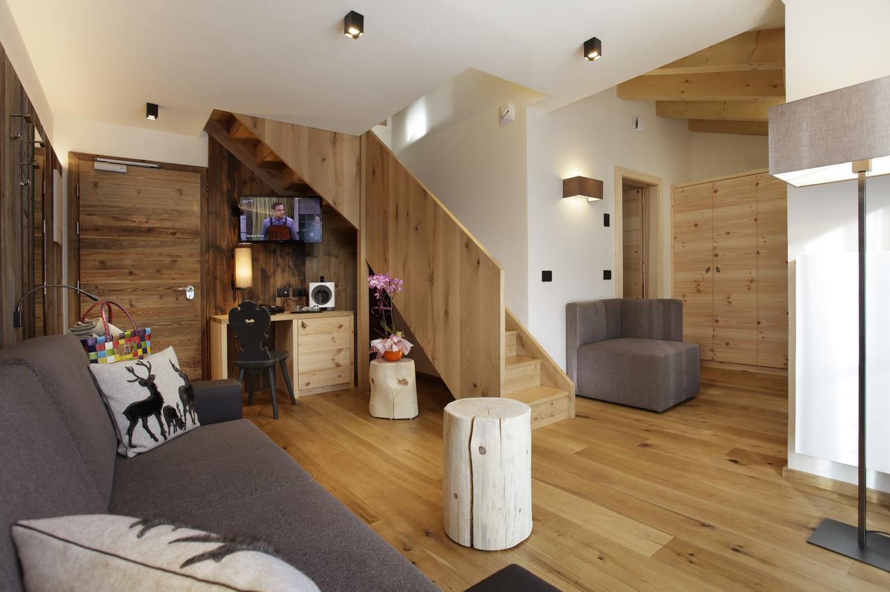 King Suite Spa Bath