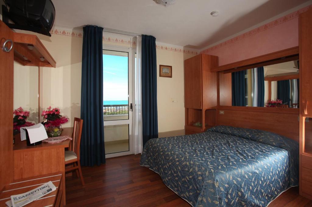 Triple Room,62118130:JPEG