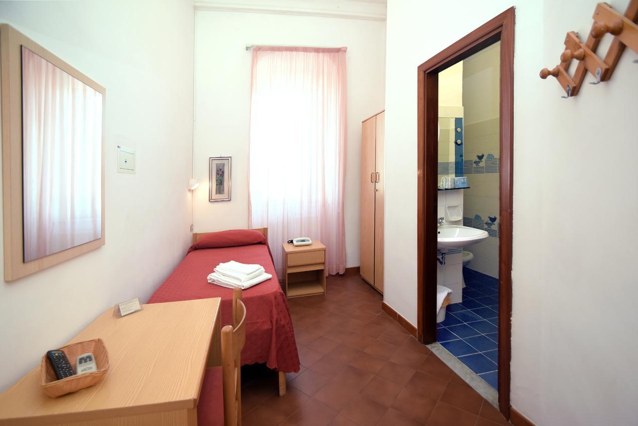 Single Room,1765880790:JPEG