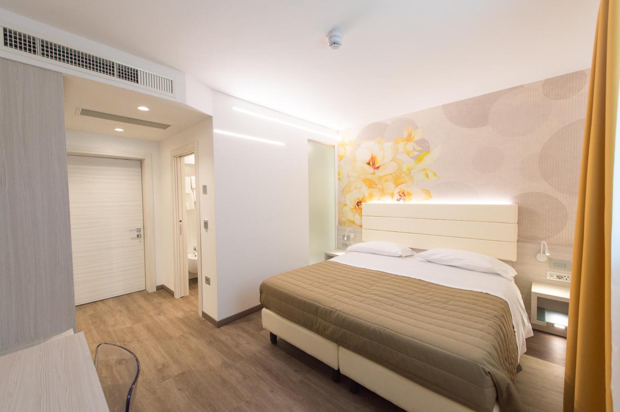 Comfort Double or Twin Room spa access,705349573:JPEG
