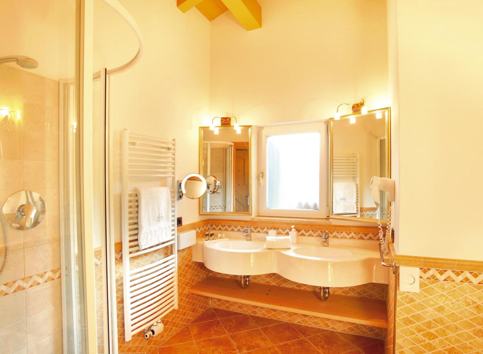 Suite Balcony,1638481353:JPEG