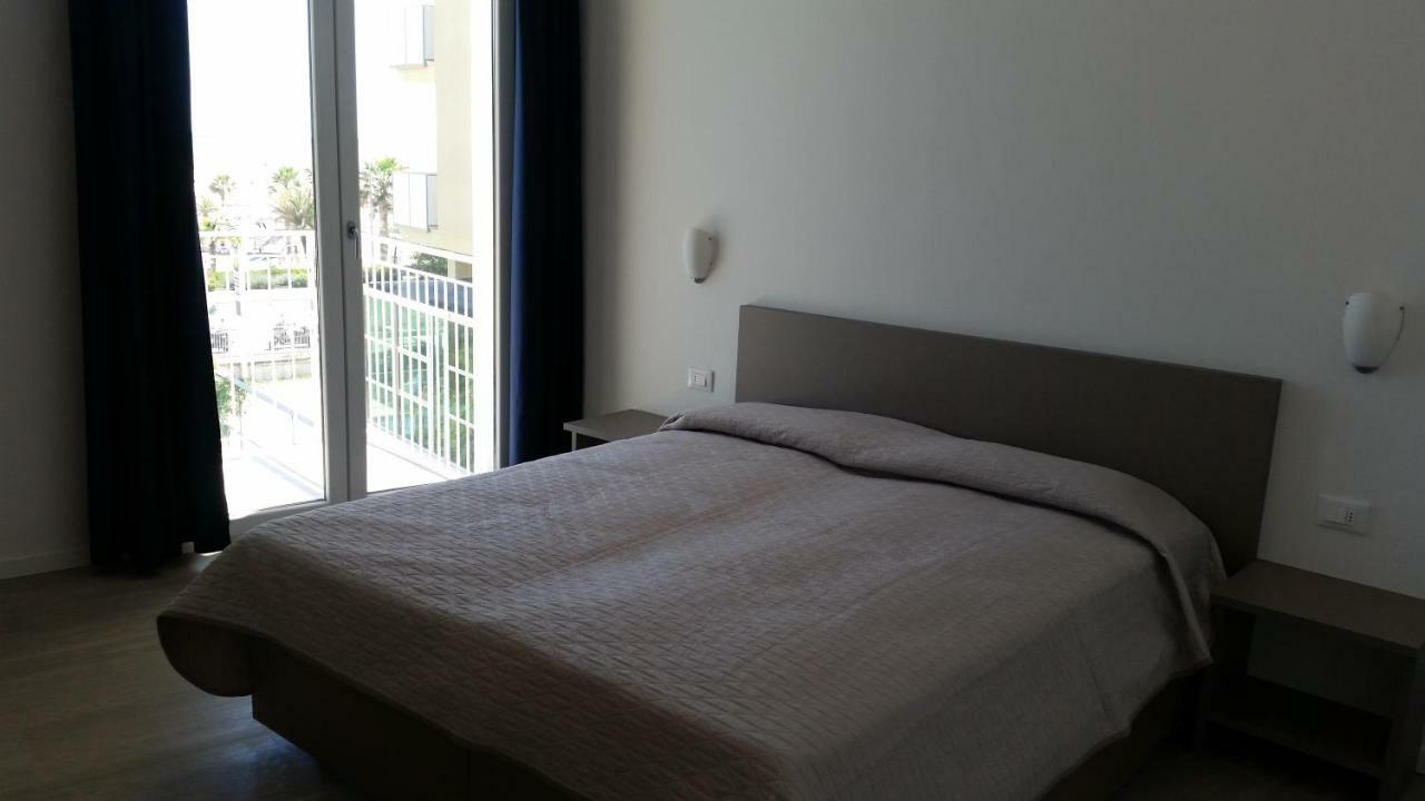 Apartment,800083374:JPEG
