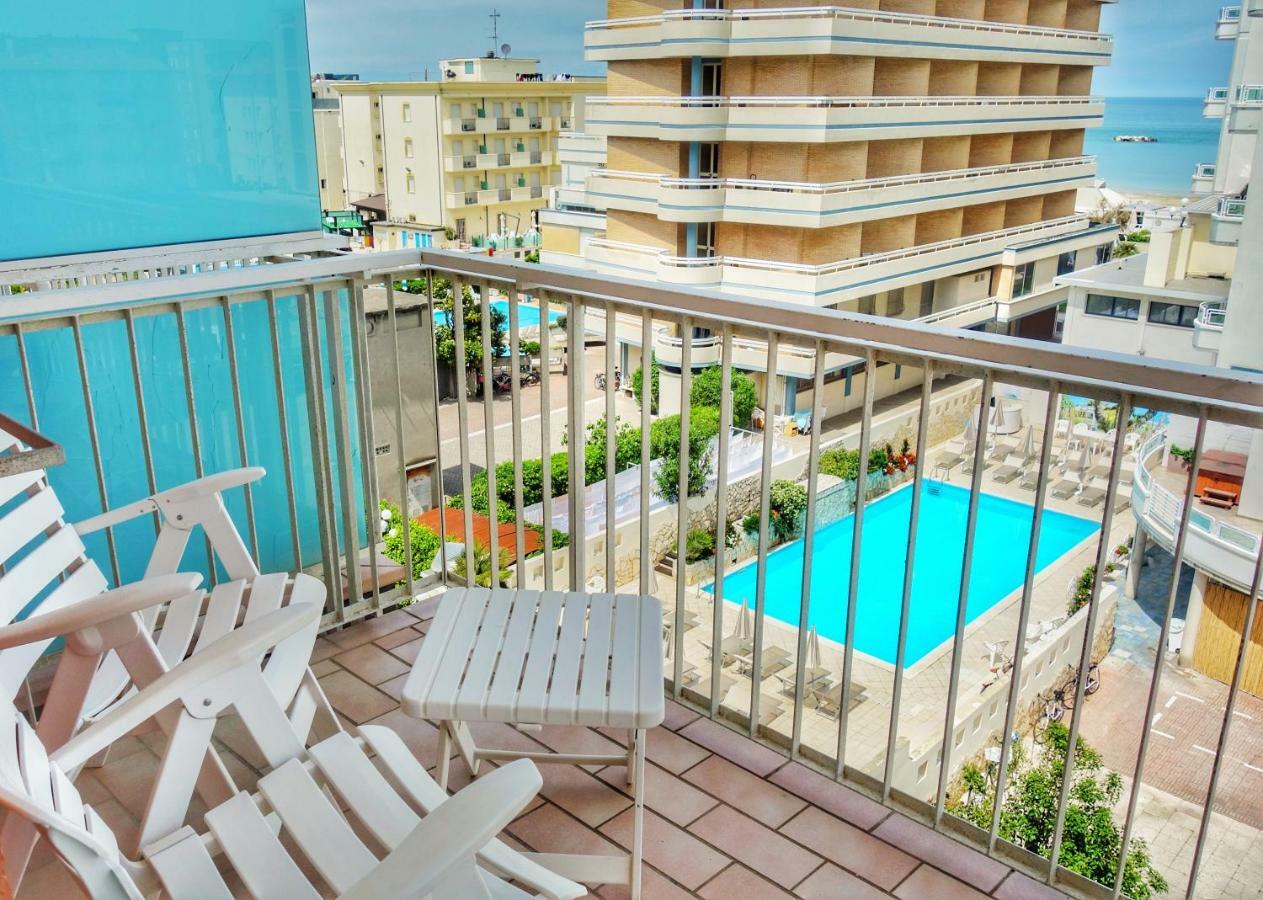 Camera Quadrupla con Balcone