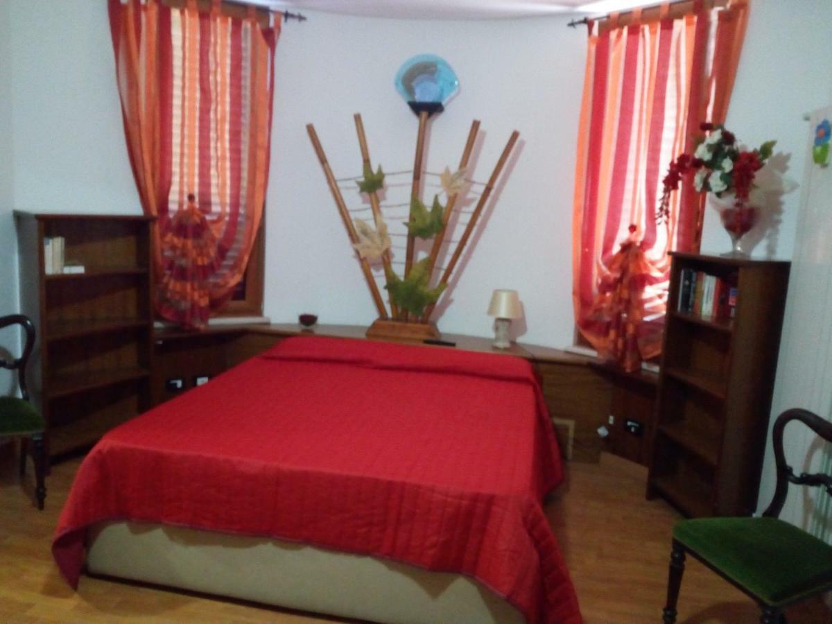 Double Room extra bed private bathroom,813510575:JPEG