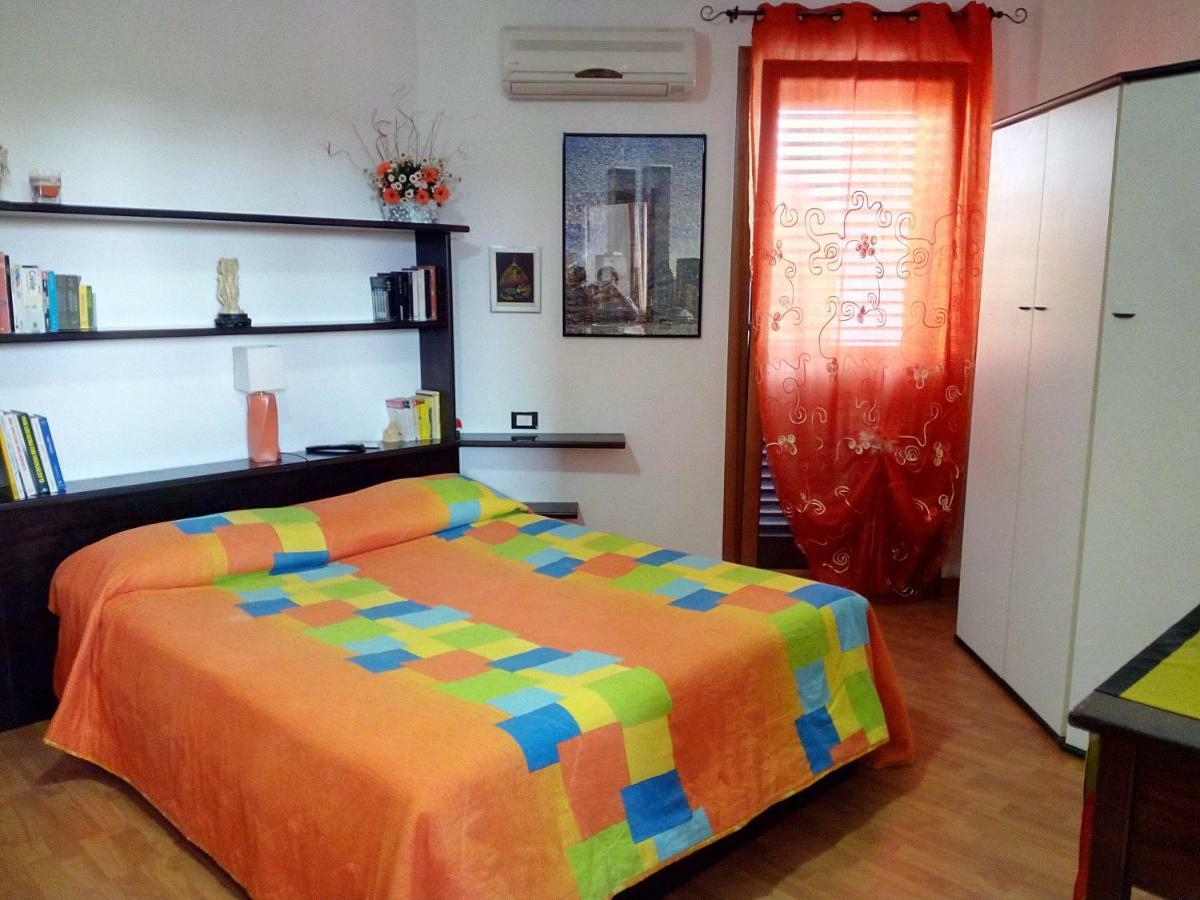 Double Room Extra Bed private bathroom,813510560:JPEG