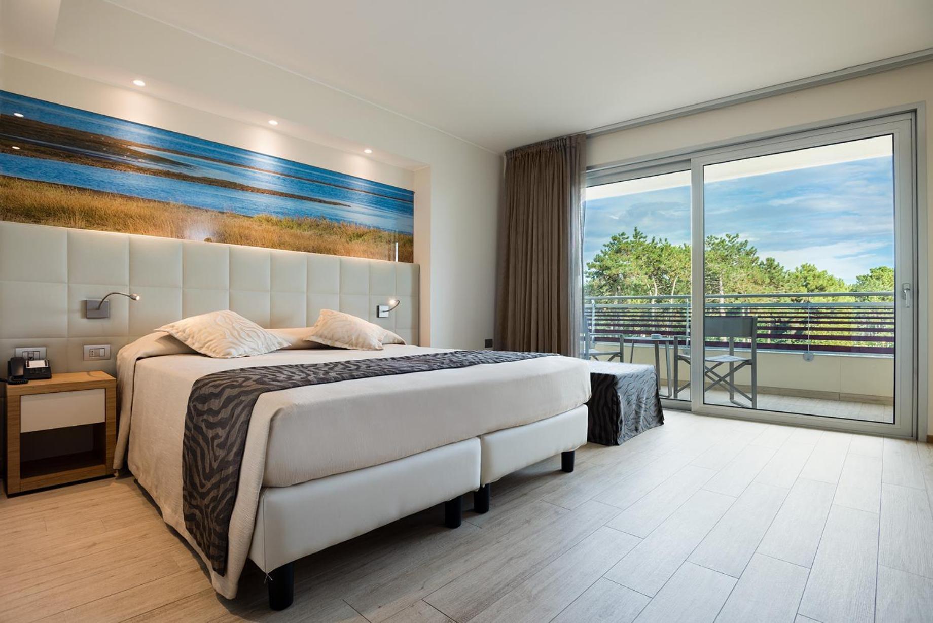 Standard Room Balcony,1556134768:JPEG