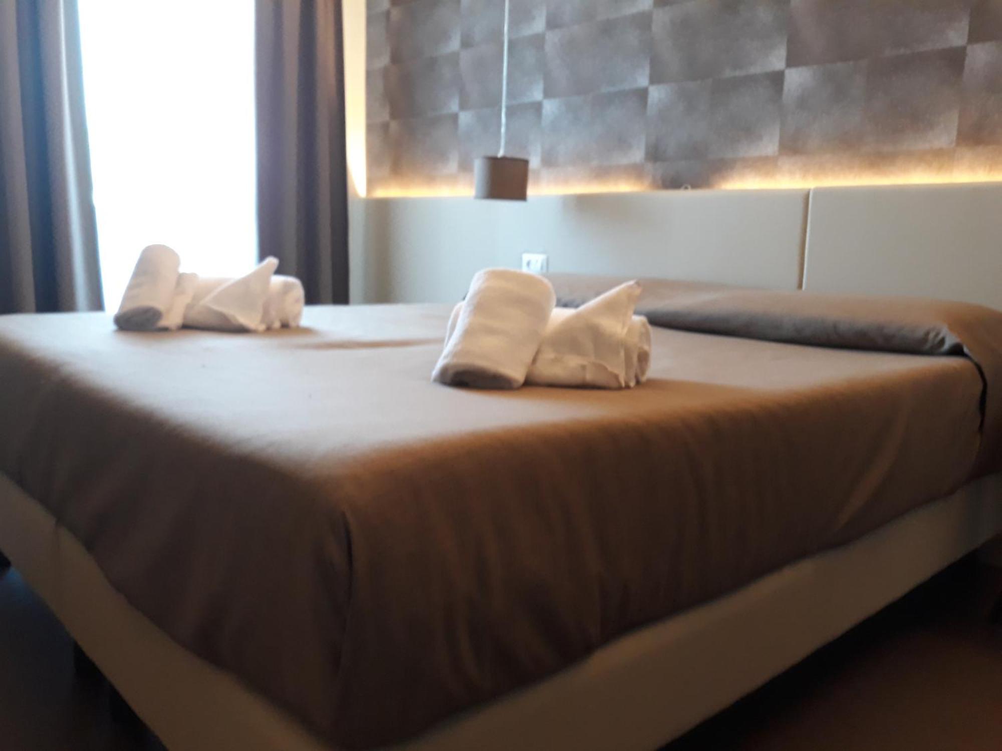 Double Room,1698857693:JPEG
