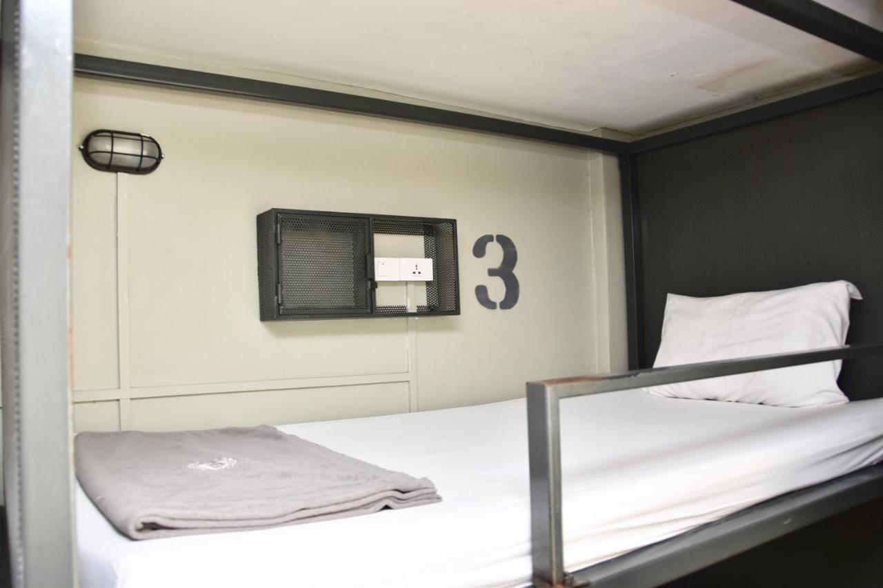Letto in Dormitorio Standard con 4 Letti