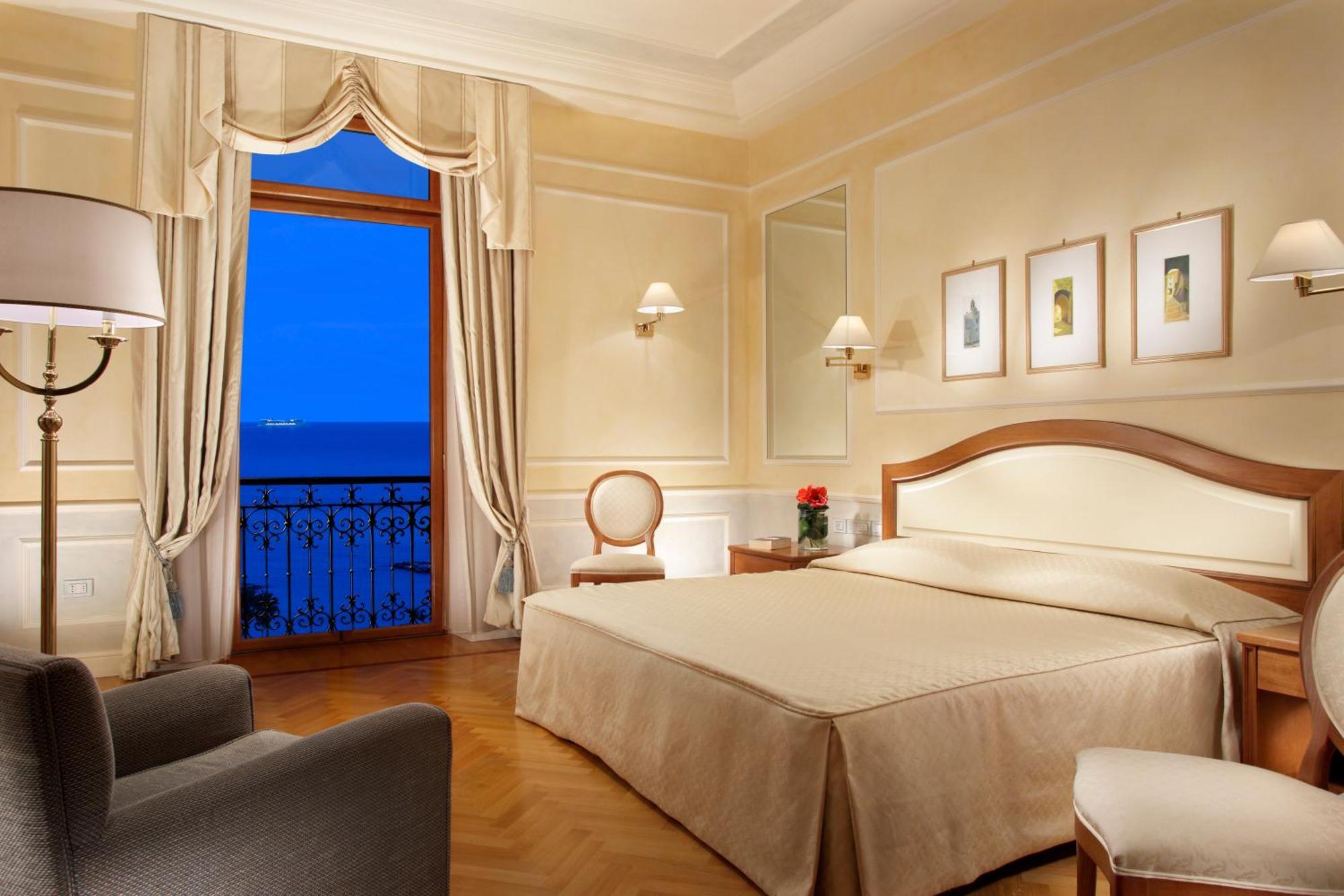 Suite Sea View Balcony,184941624:JPEG