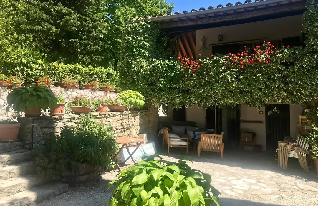 La Panoramica Gubbio - Maison de Charme - Casette e appartamenti self catering per vacanze meravigliose!-1