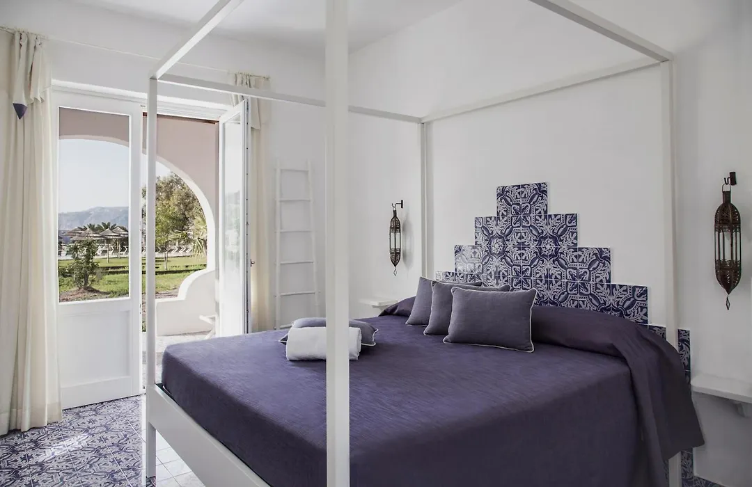 Mari del Sud Resort-1