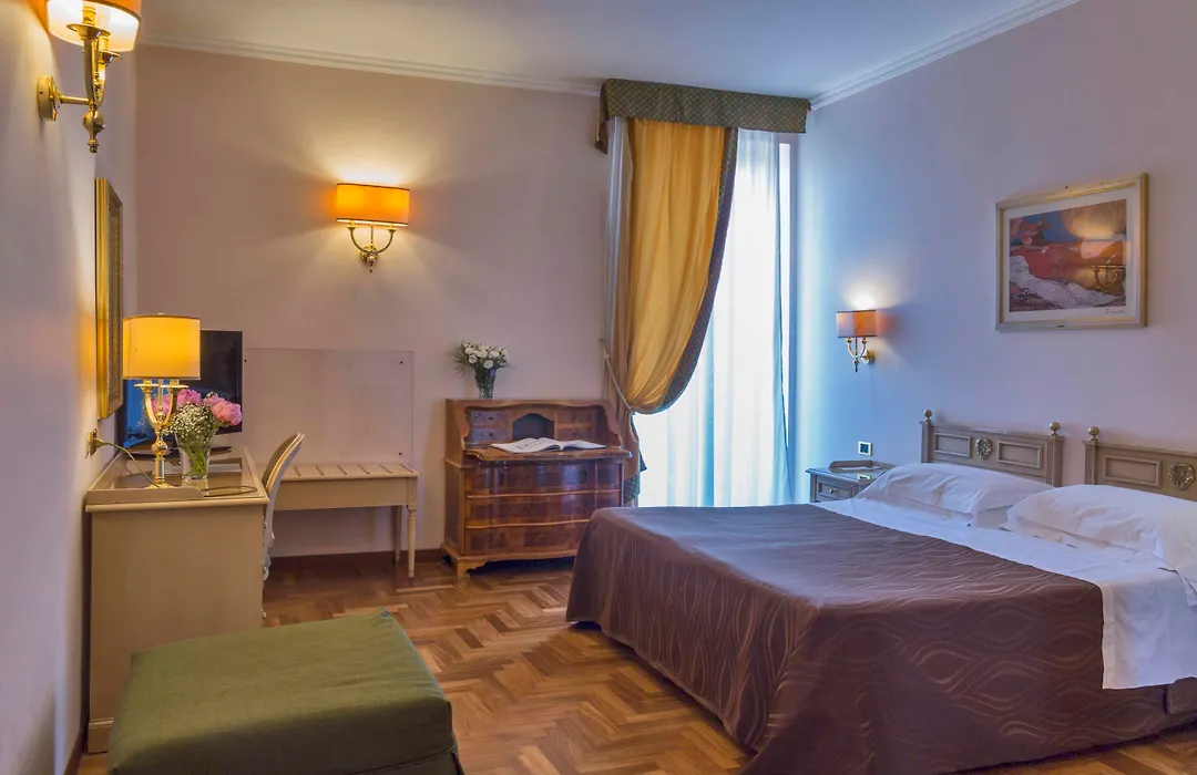 Grand Hotel Villa Politi-1