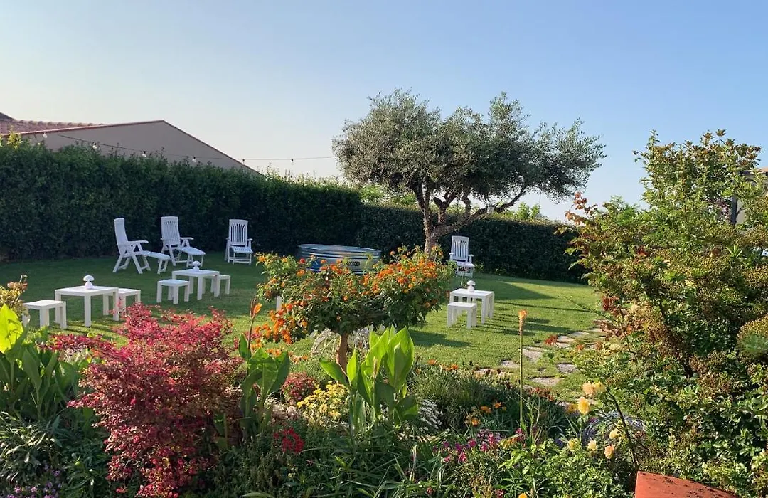 Villa Mascitti B&B-1